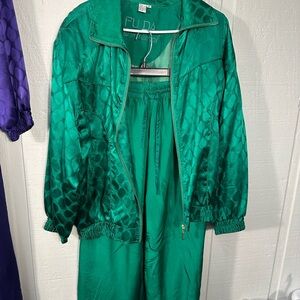 Fuda Vintage 1990s 100% Silk Green Track Suit Size Medium EUC